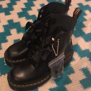 Holly Doc martens size 8